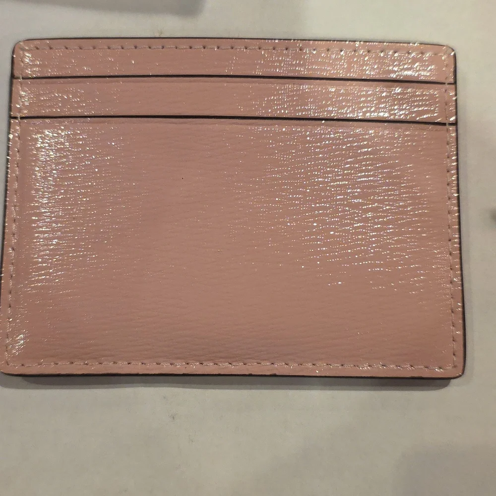 Kate Spade Madison Small Slim Card Holder Pink Saffiano Leather Wallet. NWOT - Picture 2 of 3